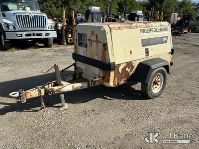 2001 Ingersoll Rand 185WJD 185 cfm Portable Air Compressor