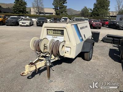 1995 Ingersoll Rand P185WJD Portable Air Compressor