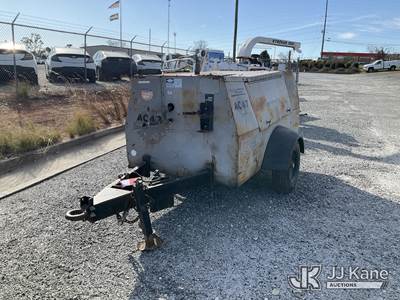 2000 CompAir Trailer Mounted Air Compressor (Runs & Operates) (Jump To Start