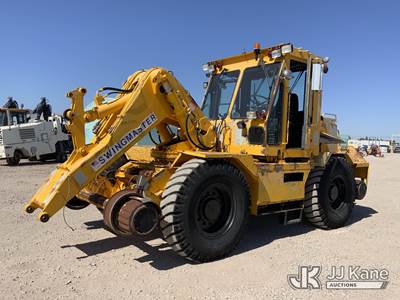 Swingmaster 181TC Rubber Tired Swing Loader
