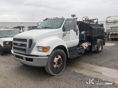 2015 Ford F-650 Regular Cab 2WD DRW Asphalt Distributor Truck