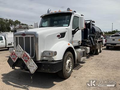 2016 Peterbilt 377 T/A Asphalt Tank Truck