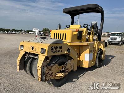2008 Sakai GW750-2 Vibratory Pneumatic Tire Roller
