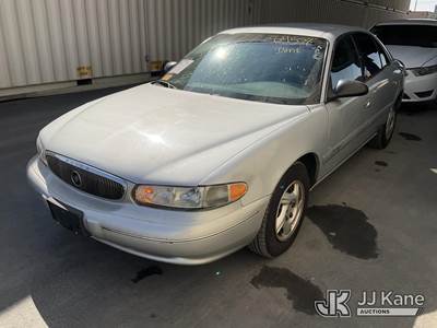 2000 Buick Century Custom 4-Door Sedan