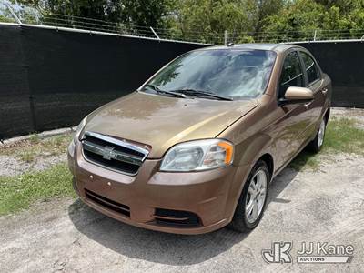 2011 Chevrolet Aveo 4-Door Sedan