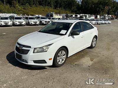 2013 Chevrolet Cruze 4-Door Sedan