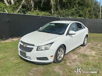 2013 Chevrolet Cruze LT 4-Door Sedan