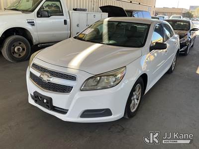 2013 Chevrolet Malibu 4-Door Sedan