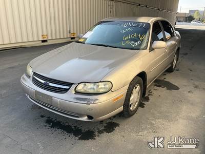2000 Chevrolet Malibu LS 4-Door Sedan