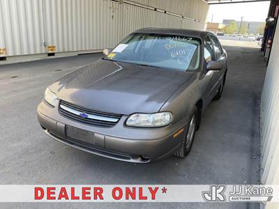 2000 Chevrolet Malibu LS 4-Door Sedan