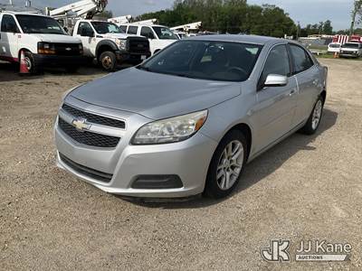 2013 Chevrolet Malibu 1LT 4-Door Sedan