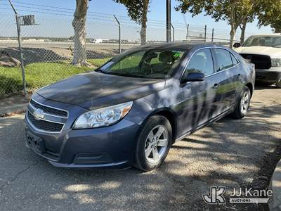 2013 Chevrolet Malibu 4-Door Sedan