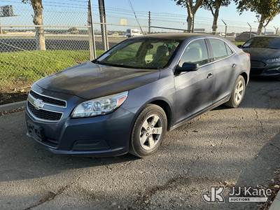 2013 Chevrolet Malibu 4-Door Sedan