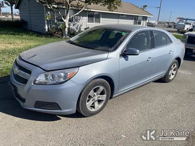 2013 Chevrolet Malibu 4-Door Sedan