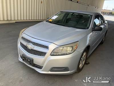 2013 Chevrolet Malibu 4-Door Sedan
