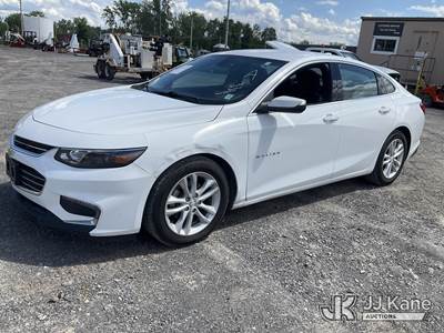2017 Chevrolet Malibu Hybrid 4-Door Sedan