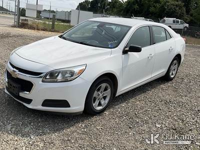 2016 Chevrolet Malibu Hybrid 4-Door Sedan