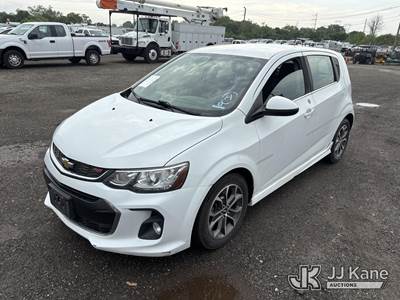 2017 Chevrolet Sonic LT 4-Door Hatch Back