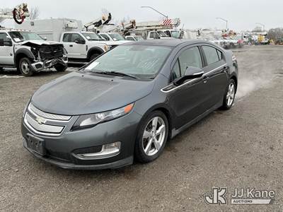 2011 Chevrolet Volt Plug-In Hybrid 4-Door Sedan
