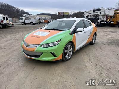 2017 Chevrolet Volt 4-Door Plug-In Hybrid Sedan