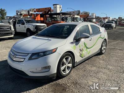 2015 Chevrolet Volt Plug-in Hybrid 4-Door Sedan