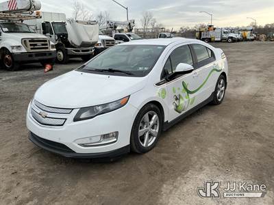 2015 Chevrolet Volt Plug In Hybrid 4-Door Sedan