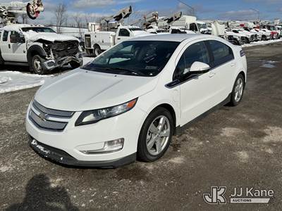 2015 Chevrolet Volt Plug In Hybrid 4-Door Sedan