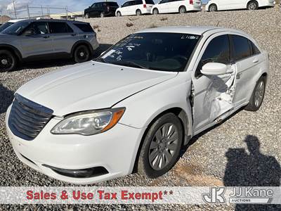2014 Chrysler 200 4-Door Sedan