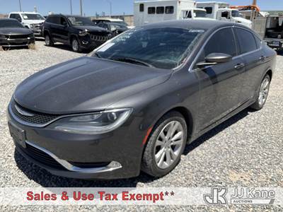 2016 Chrysler 200 Limited 4-Door Sedan