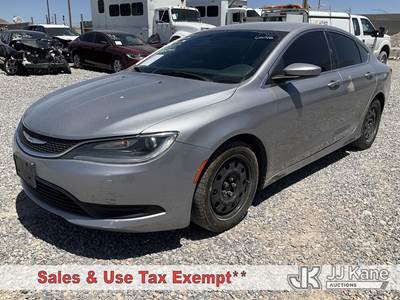 2015 Chrysler 200 4-Door Sedan
