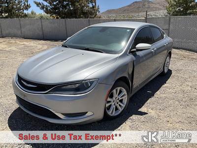 2016 Chrysler 200 4-Door Sedan