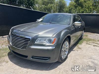 2011 Chrysler 300 4-Door Sedan