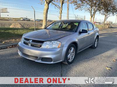 2013 Dodge Avenger 4-Door Sedan