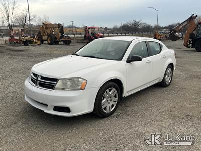 2013 Dodge Avenger 4-Door Sedan