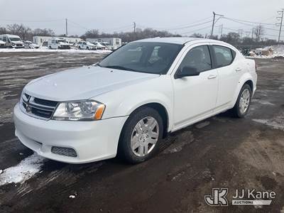 2013 Dodge Avenger 4-Door Sedan