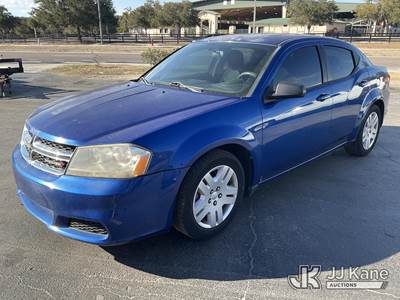 2013 Dodge Avenger 4-Door Sedan