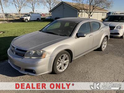 2014 Dodge Avenger SXT 4-Door Sedan