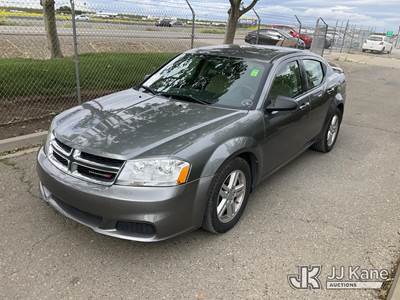 2013 Dodge Avenger 4-Door Sedan