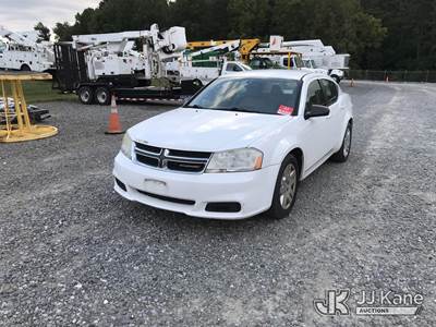 2013 Dodge Avenger 4-Door Sedan