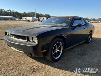 2009 Dodge Challenger 2-Door Coupe