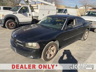 2010 Dodge Charger 4-Door Sedan
