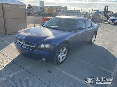 2010 Dodge Charger 4-Door Sedan