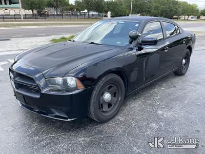 2013 Dodge Charger Police 4-Door Sedan