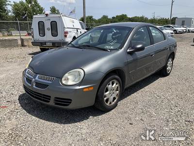 2005 Dodge Neon SXT 4-Door Sedan
