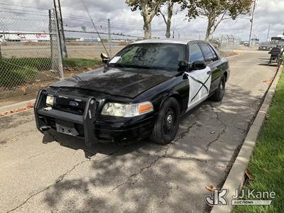 Ford Crown Victoria