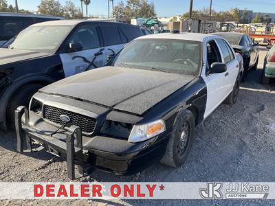 2008 Ford Crown Victoria Police Interceptor 4-Door Sedan