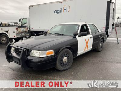 2011 Ford Crown Victoria Police Interceptor 4-Door Sedan