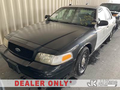 2003 Ford Crown Victoria Police Interceptor 4-Door Sedan