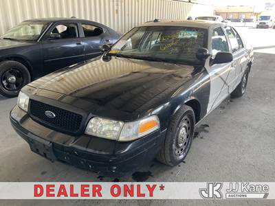 2003 Ford Crown Victoria Police Interceptor 4-Door Sedan