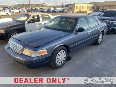 2008 Ford Crown Victoria Police Interceptor 4-Door Sedan
